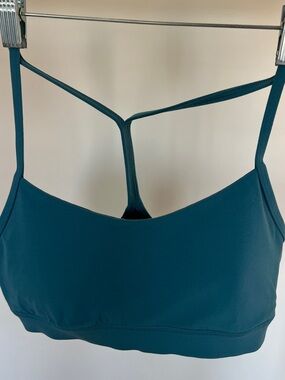 Lululemon Flow Y Nulu. Size 6